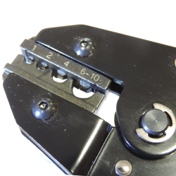 Pinza para Compresion de Terminales sin Aislar LY-10 LCT